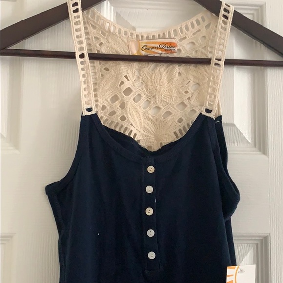 NWT! Navy And White Tank Top - Picture 4 of 5